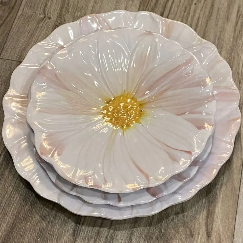 Target Set of 4 Pink-Tinted White Daisy Melamine Small‎ Plates, 2 Sizes